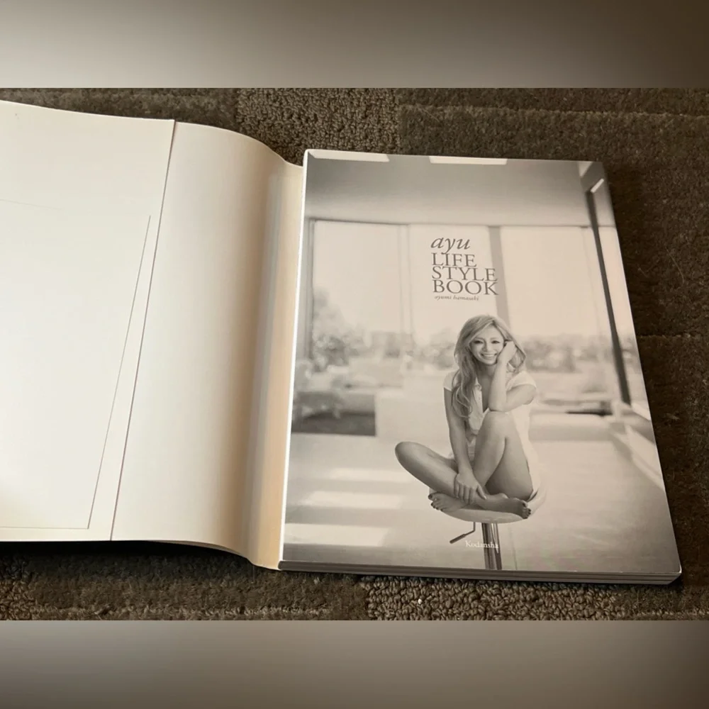 Ayu Lifestyle Book Ayu Hamasaki Japanese Singer Actress Model J-Pop Music Japan - Picture 4 of 16